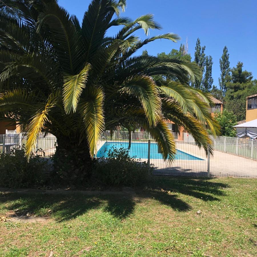 Appartement Village 9 En Residence De Vacances En Camargue Αρλ Εξωτερικό φωτογραφία